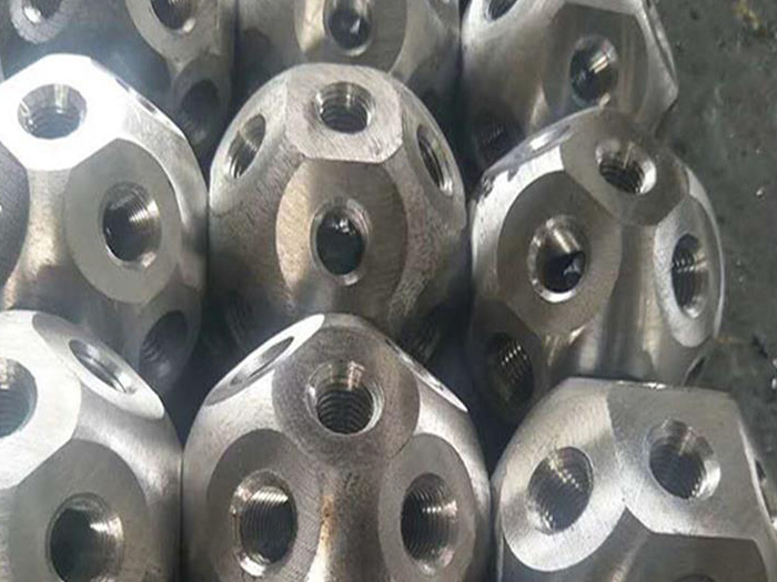 新疆螺栓球网架杆件制作